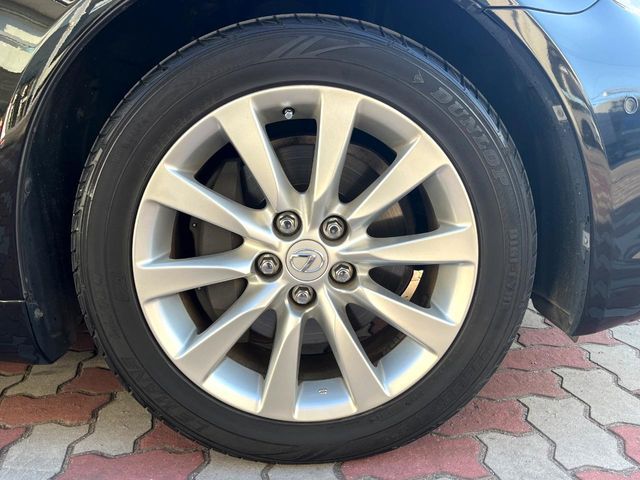 TOYOTA LEXUS LS460 2011 Image 31