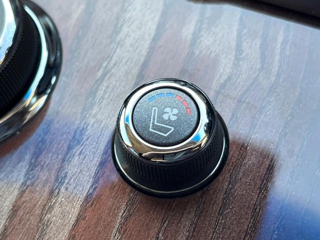 NISSAN FUGA HYBRID 2012 Image 31