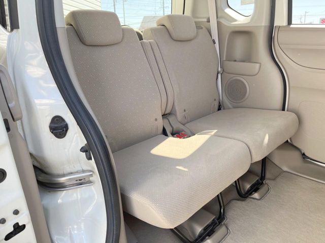 HONDA N BOX 2012 Image 31