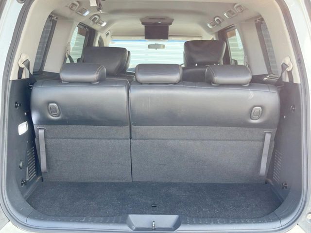 NISSAN ELGRAND 2011 Image 31