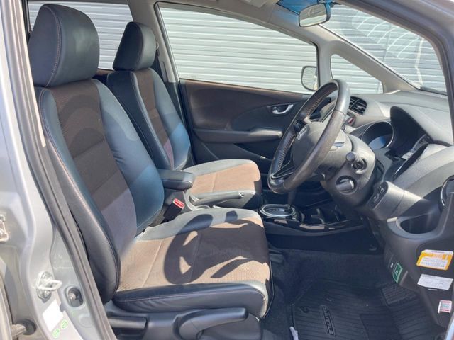 HONDA FIT SHUTTLE HYBRID 2012 Image 31