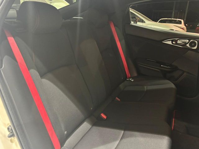 HONDA CIVIC HATCHBACK 2017 Image 31