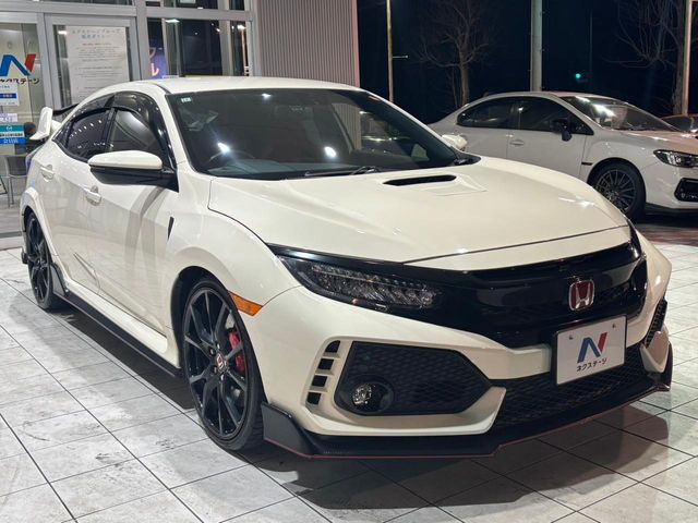 HONDA CIVIC HATCHBACK 2017 Image 31