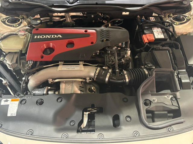 HONDA CIVIC HATCHBACK 2017 Image 31