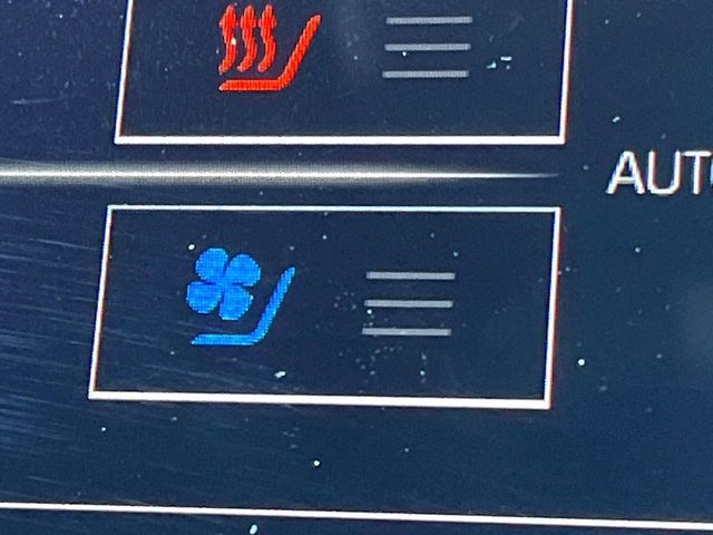 TOYOTA CROWN SEDAN HYBRID 2019 Image 31