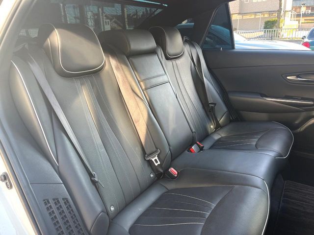 TOYOTA CROWN SEDAN HYBRID 2019 Image 31