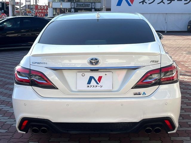 TOYOTA CROWN SEDAN HYBRID 2019 Image 31