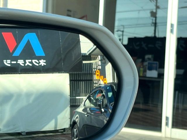 TOYOTA CROWN SEDAN HYBRID 2018 Image 31