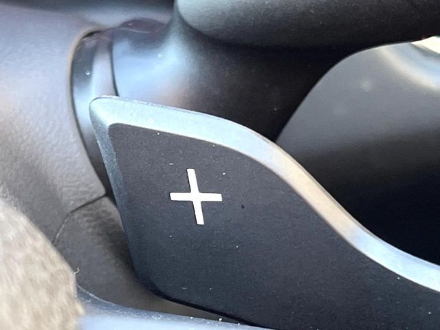 TOYOTA CROWN SEDAN HYBRID 2018 Image 31