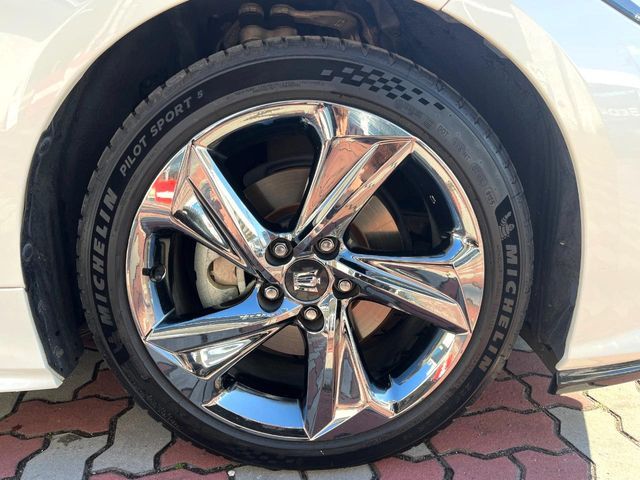 TOYOTA CROWN SEDAN HYBRID 2018 Image 31