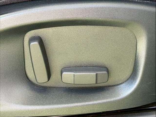 JAGUAR E-PACE 2018 Image 31