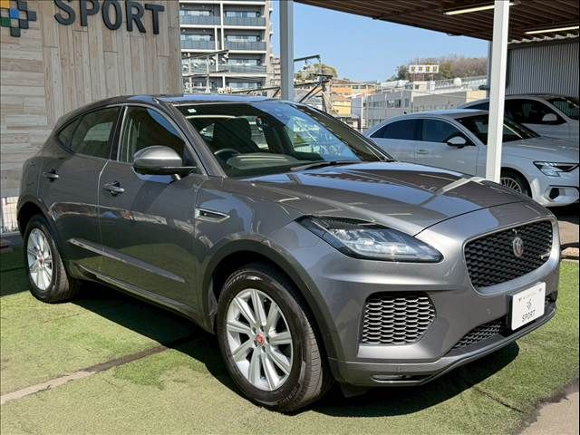 JAGUAR E-PACE 2018 Image 31
