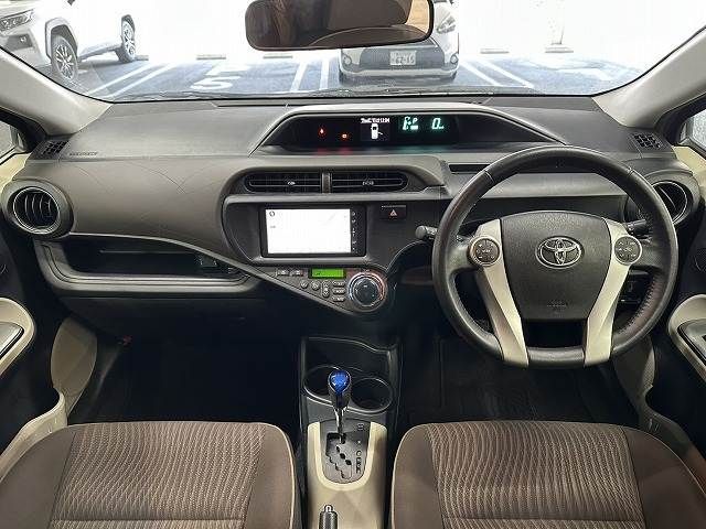 TOYOTA AQUA 2012 Image 31