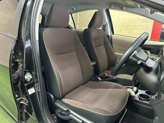 TOYOTA AQUA 2012 Image 31