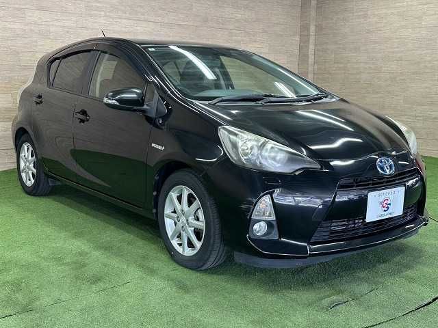 TOYOTA AQUA 2012 Image 31