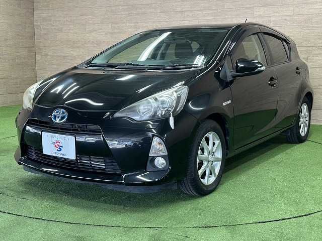 TOYOTA AQUA 2012 Image 31