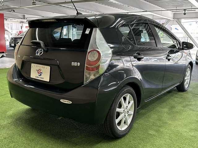 TOYOTA AQUA 2012 Image 31