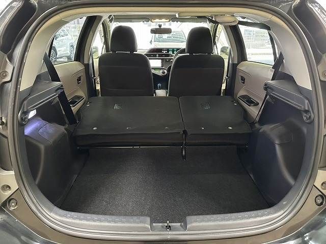 TOYOTA AQUA 2012 Image 31