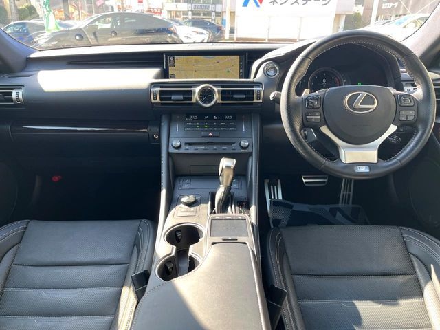 TOYOTA LEXUS RC300 2019 Image 31