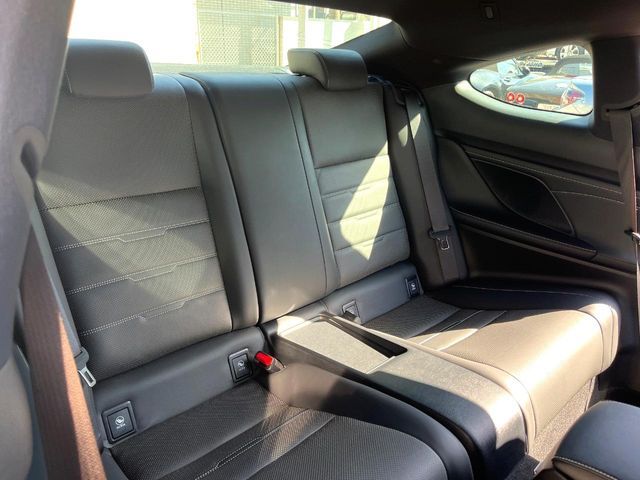 TOYOTA LEXUS RC300 2019 Image 31