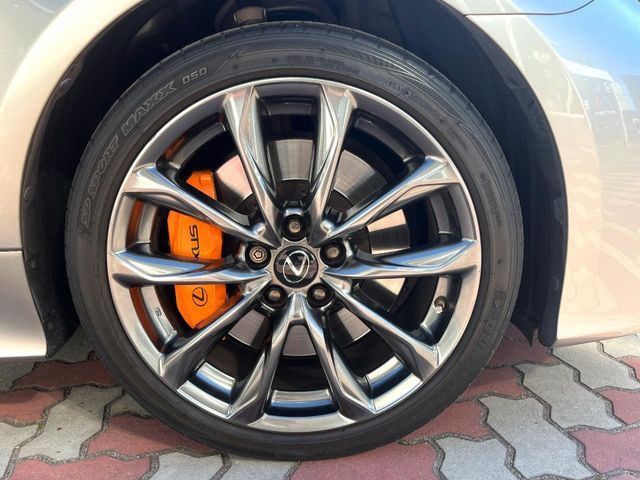 TOYOTA LEXUS RC300 2019 Image 31