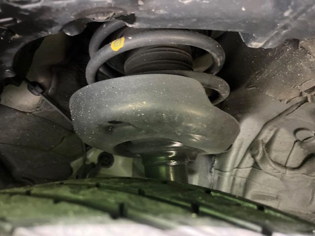 TOYOTA C-HR 2019 Image 31