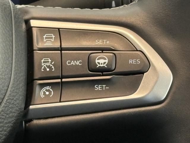 JEEP COMMANDER 2024 Image 31