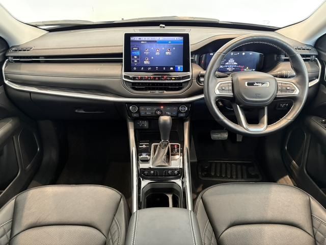 JEEP COMMANDER 2024 Image 31