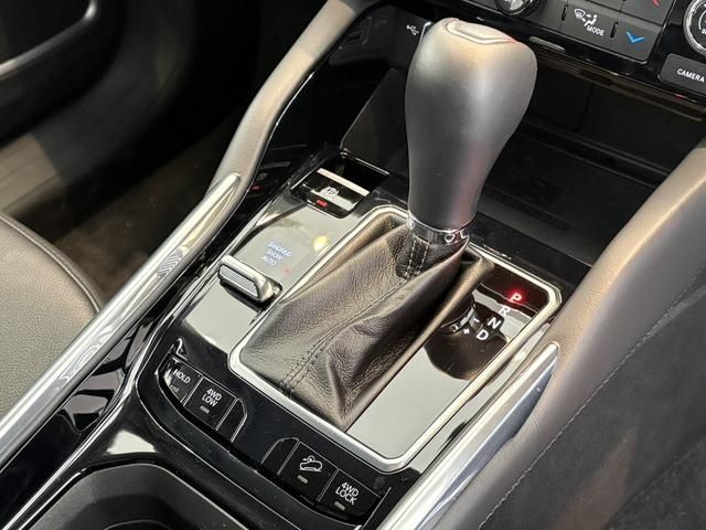 JEEP COMMANDER 2024 Image 31