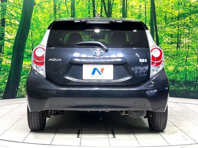 TOYOTA AQUA 2013 Image 31