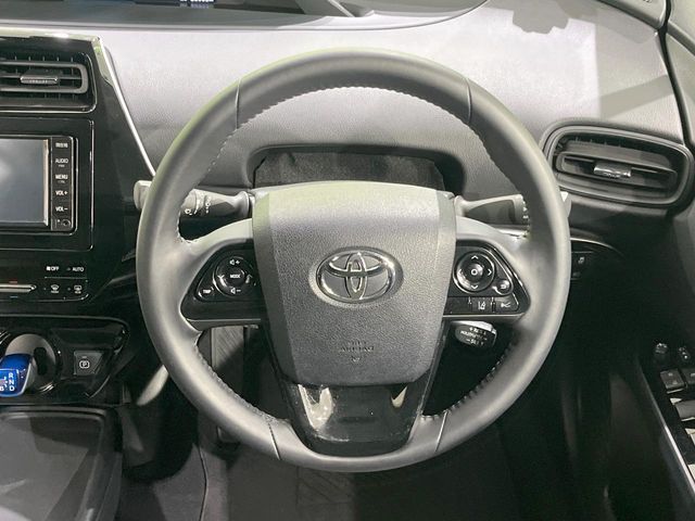 TOYOTA PRIUS 2019 Image 31