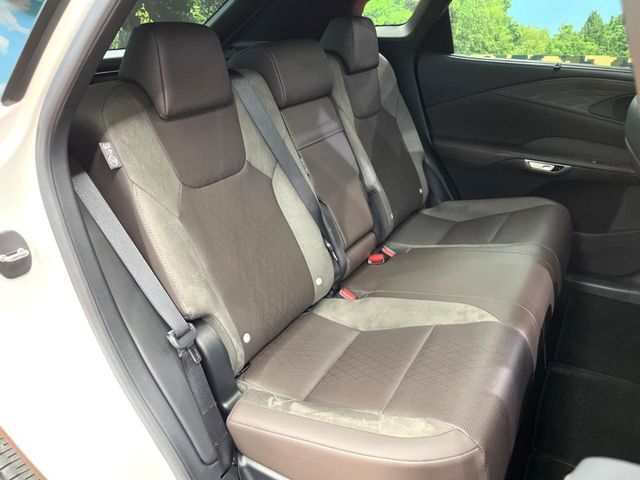 TOYOTA LEXUS RX350H 2023 Image 31