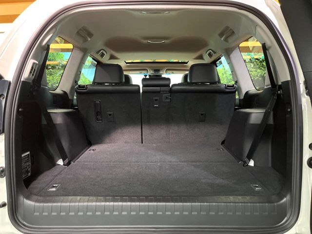 TOYOTA LANDCRUISER PRADO 2023 Image 31