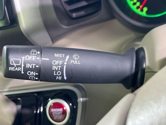 HONDA N BOX 2013 Image 31