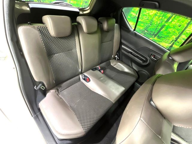 TOYOTA AQUA 2018 Image 31