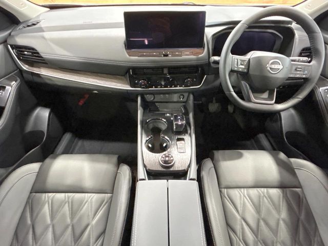 NISSAN X-TRAIL HYBRID 4WD 2026 Image 31