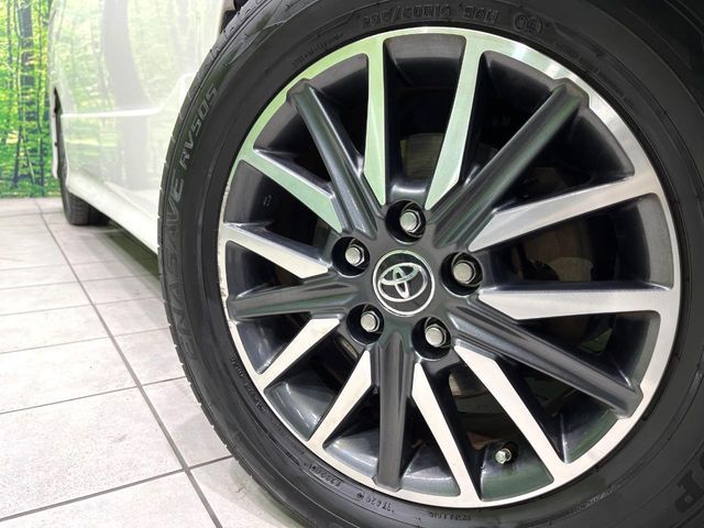 TOYOTA NOAH 2016 Image 31