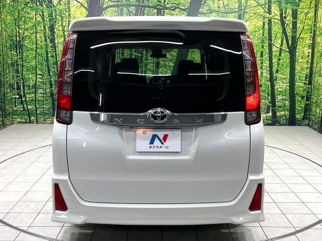 TOYOTA NOAH 2016 Image 31