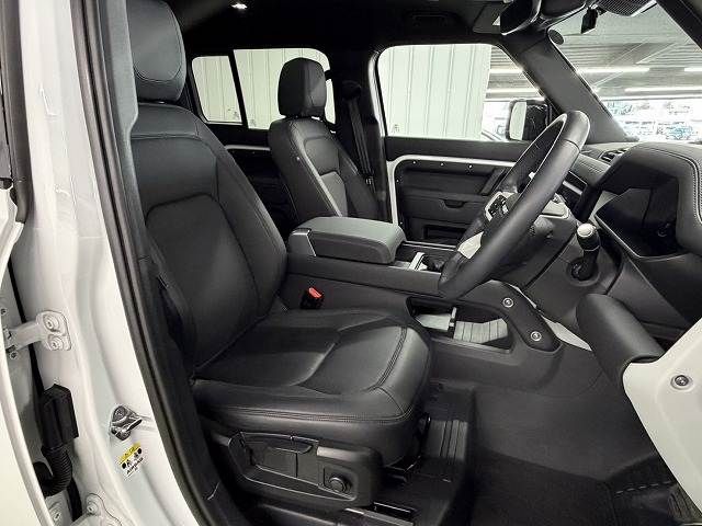 ROVER DEFENDER 2024 Image 31