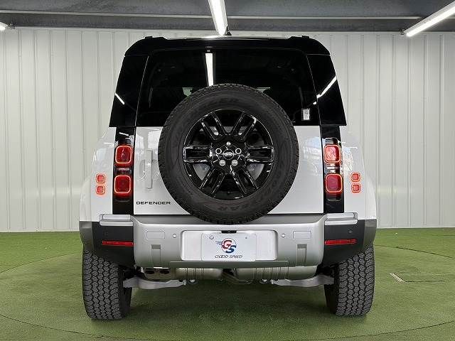 ROVER DEFENDER 2024 Image 31