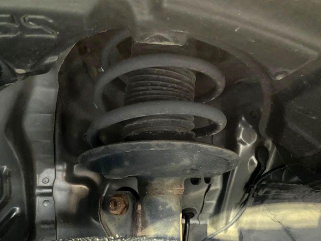 TOYOTA VITZ 2018 Image 31