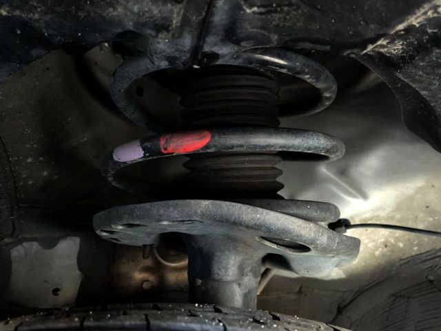 TOYOTA PRIUS 2015 Image 31