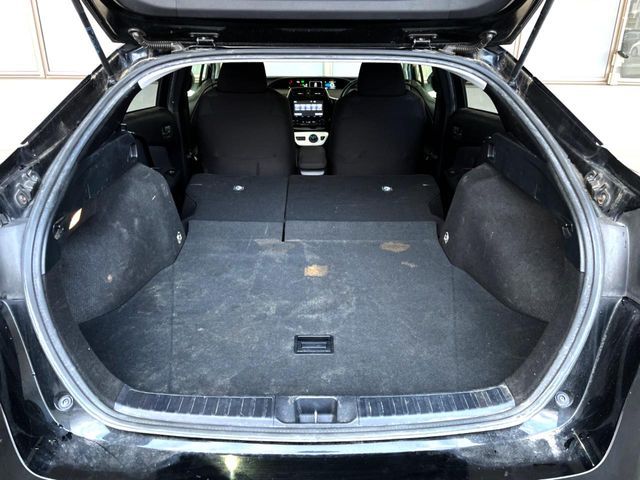 TOYOTA PRIUS 4WD 2017 Image 31