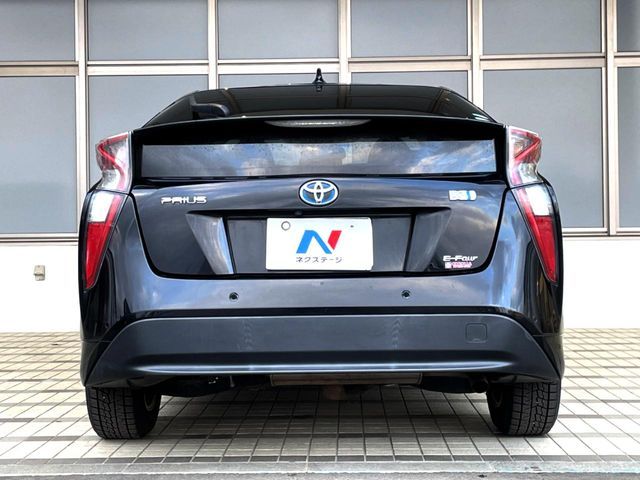 TOYOTA PRIUS 4WD 2017 Image 31