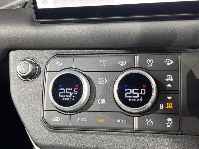 ROVER DEFENDER 2025 Image 31