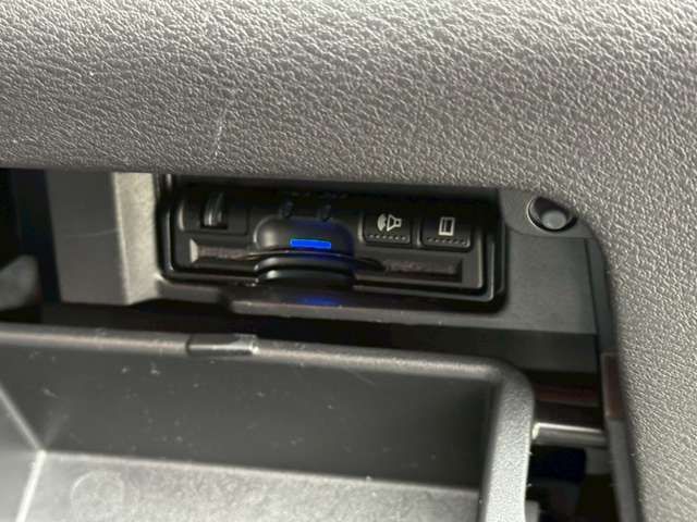 NISSAN SERENA  S-HYBRID 2017 Image 31