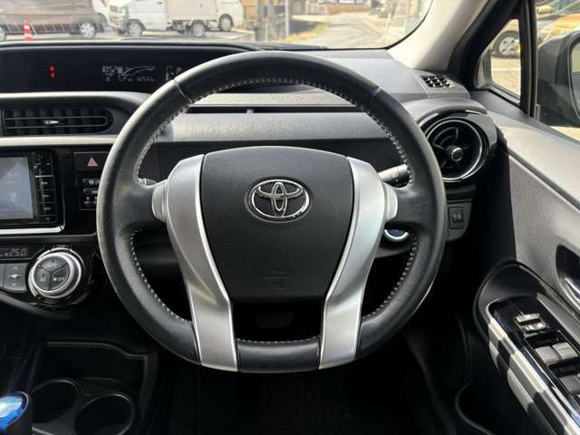 TOYOTA AQUA 2015 Image 31