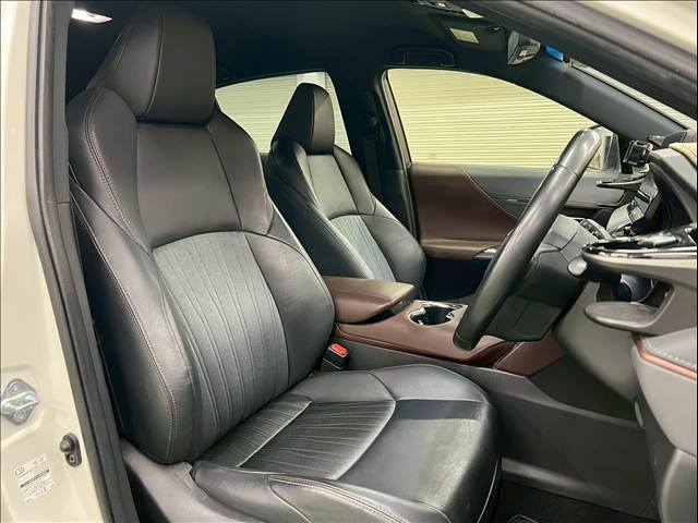 TOYOTA HARRIER 2WD 2021 Image 31