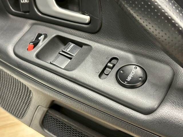 HONDA S2000 2008 Image 31