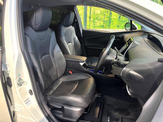 TOYOTA PRIUS 2017 Image 31